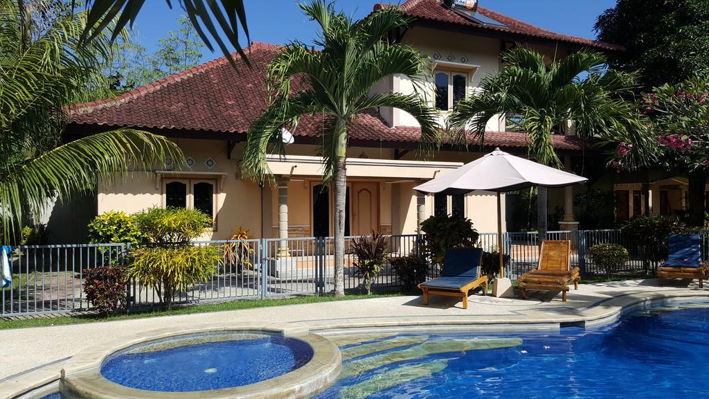 Sari Inn Kuta  Exterior photo